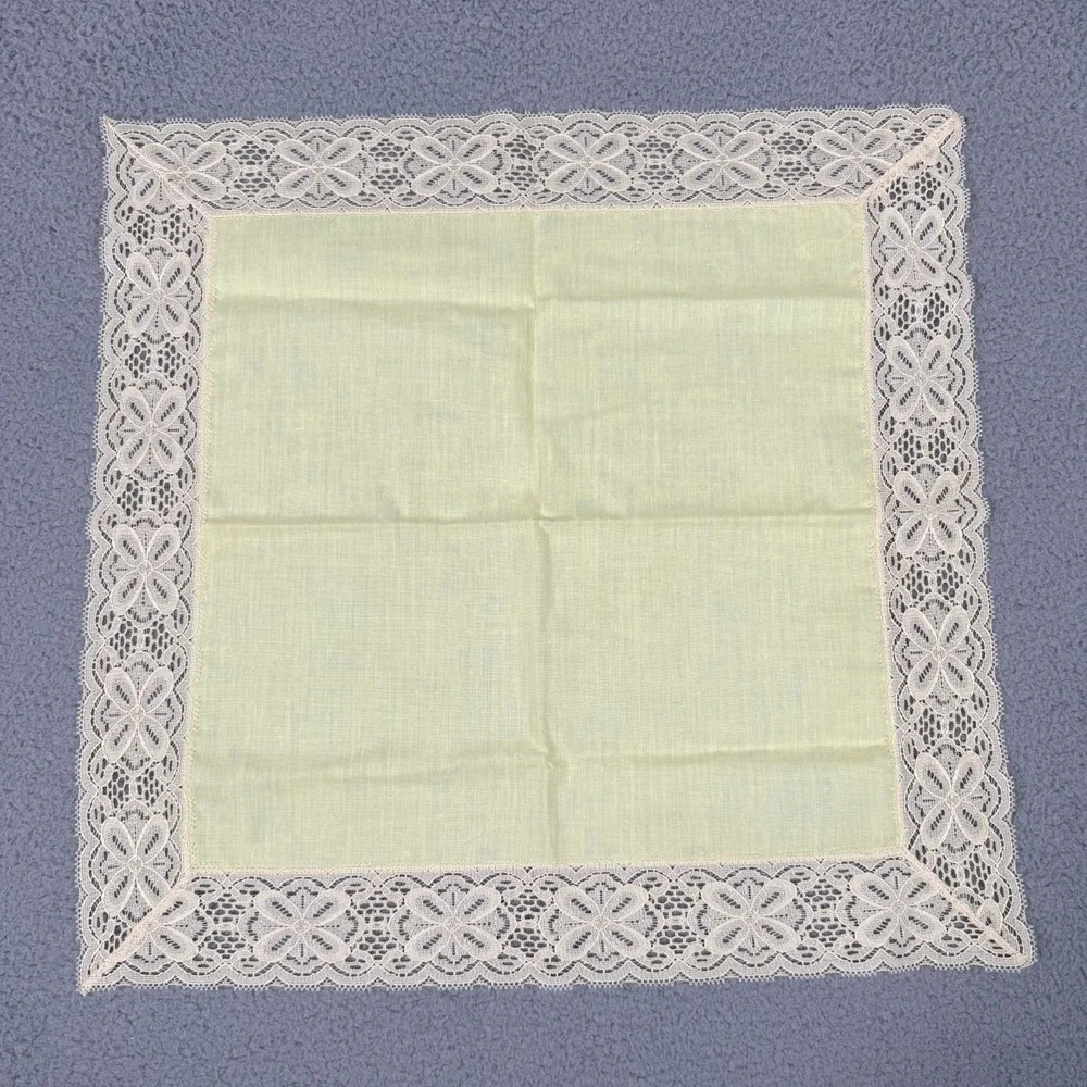 Unbranded vintage set